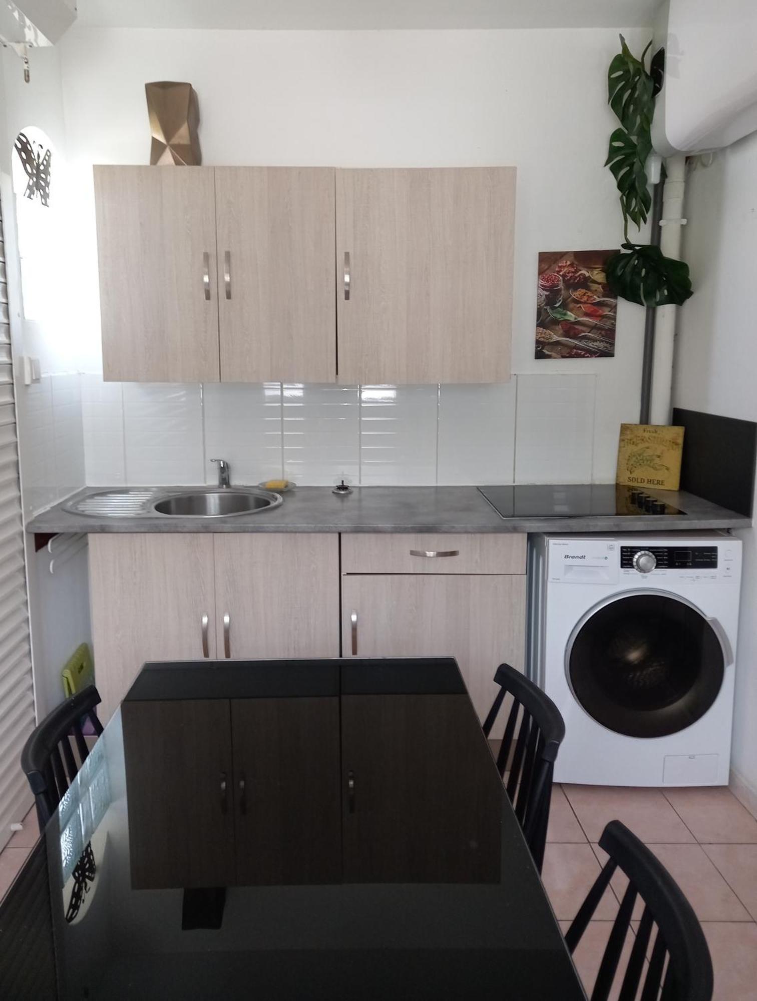 Appartement A Anse Mabouya En Rez De Jardin Avec Piscine A Proximite Des Plages 圣吕斯 外观 照片